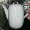 Чайник білий керамічний Tum 0.7l